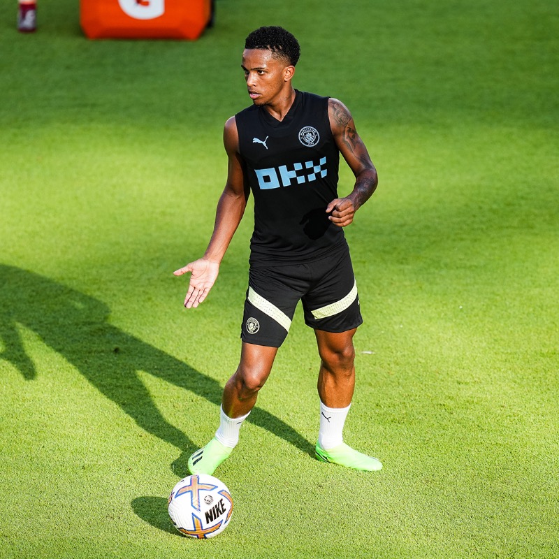 ManCity's tweet photo. Brazilian winger Kayky has joined Bahia on a permanent deal, subject to international clearance.
