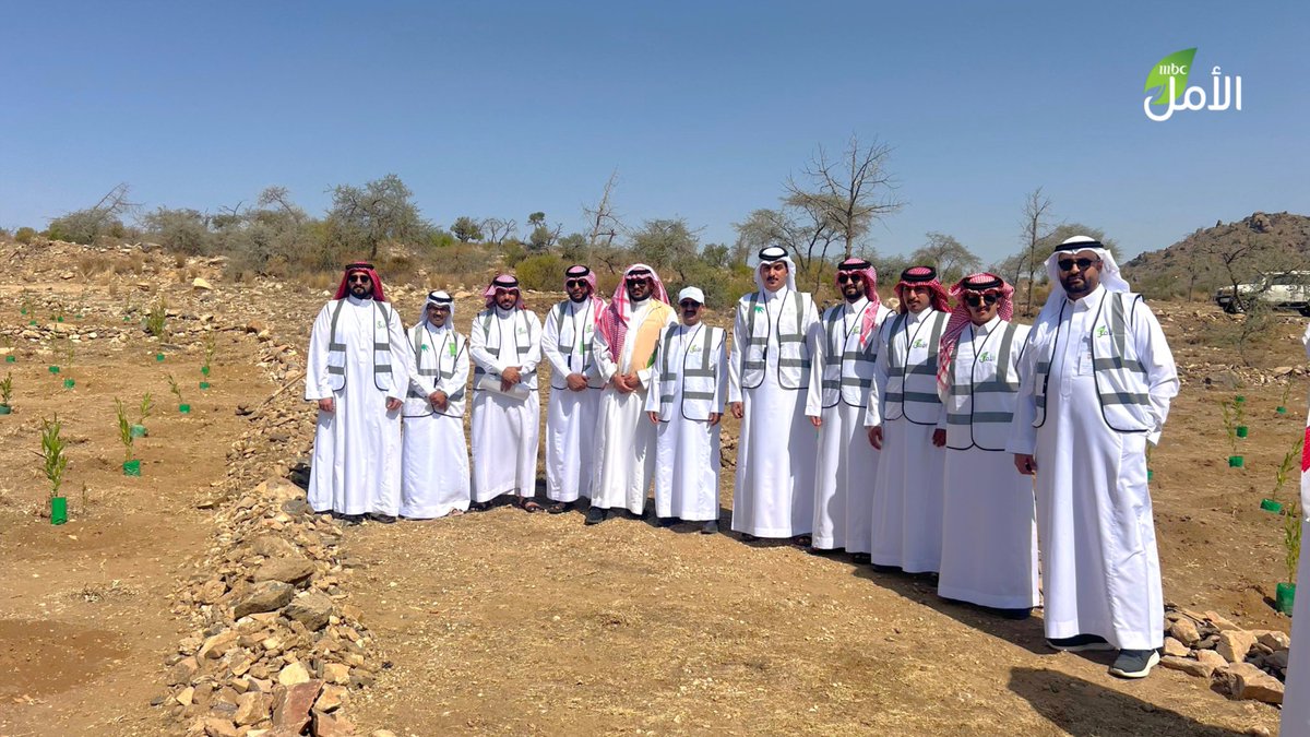 أطلقت إم بي سي الأمل فعالية بيئية بالتعاون مع المركز الوطني لتنمية الغطاء النباتي في “منتزه التلال الوطني” بالباحة، حيث تم زراعة 400 شجرة، بمشاركة 6 جمعيات وهيئات حكومية.
تهدف الفعالية إلى رفع الوعي البيئي وتعزيز الجهود المشتركة للحفاظ على التنوع النباتي وحماية البيئة.

MBC AL