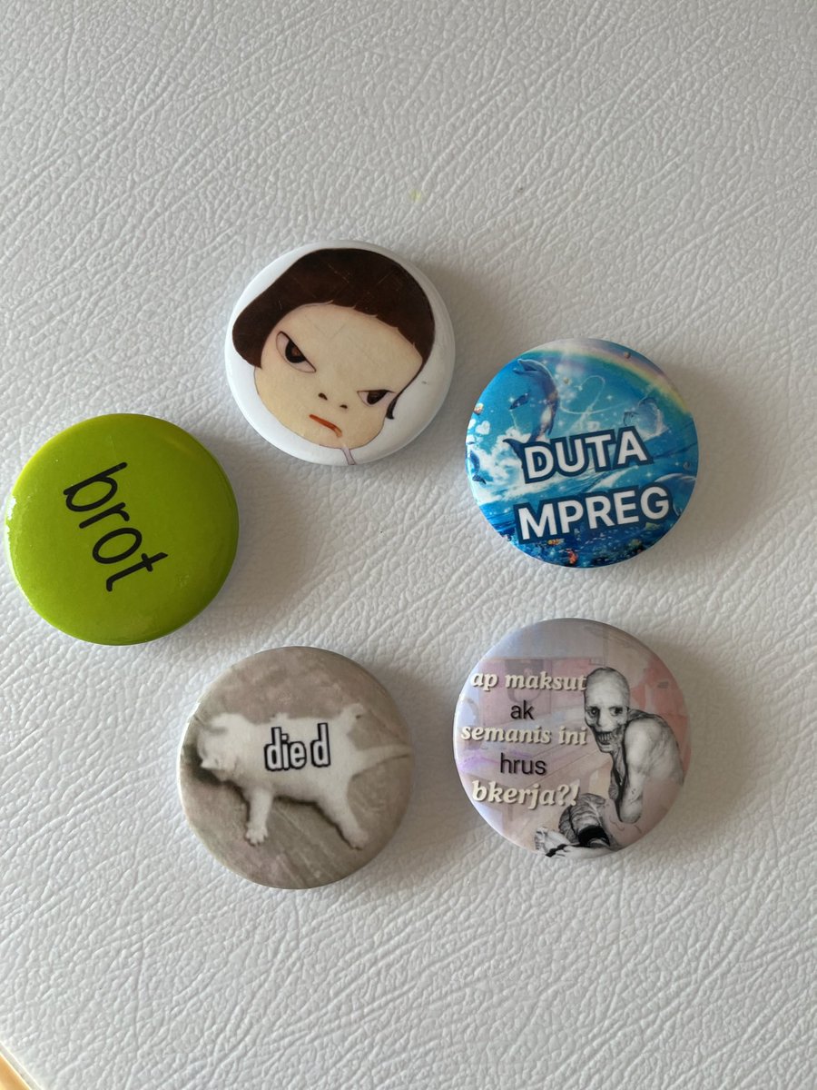 𝙖 𝙧𝙞𝙨 tweet media