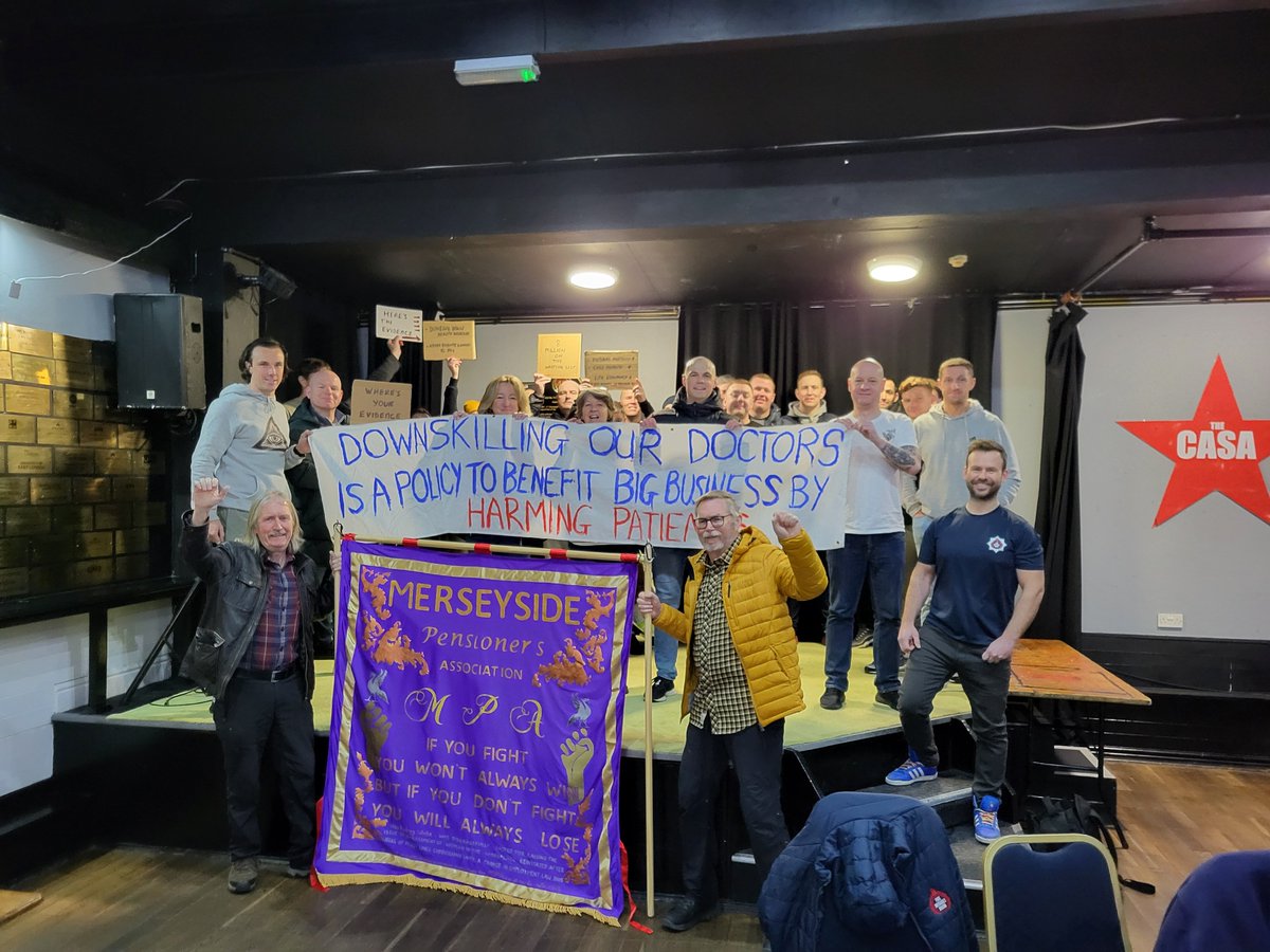 Mary Whitby 🇵🇸 (@19mw98) on Twitter photo If only UK workers from other sectors were educated/organised by their unions to fight for publicly provided, universal, free healthcare they all need to keep them & their families well?
<a href="/BFAWUOfficial/">BFAWU</a> & <a href="/fbumerseyside/">FBU Merseyside</a> <a href="/fbunational/">Fire Brigades Union</a> know the score! If only UK workers from other sectors were educated/organised by their unions to fight for publicly provided, universal, free healthcare they all need to keep them & their families well?
<a href="/BFAWUOfficial/">BFAWU</a> & <a href="/fbumerseyside/">FBU Merseyside</a> <a href="/fbunational/">Fire Brigades Union</a> know the score!