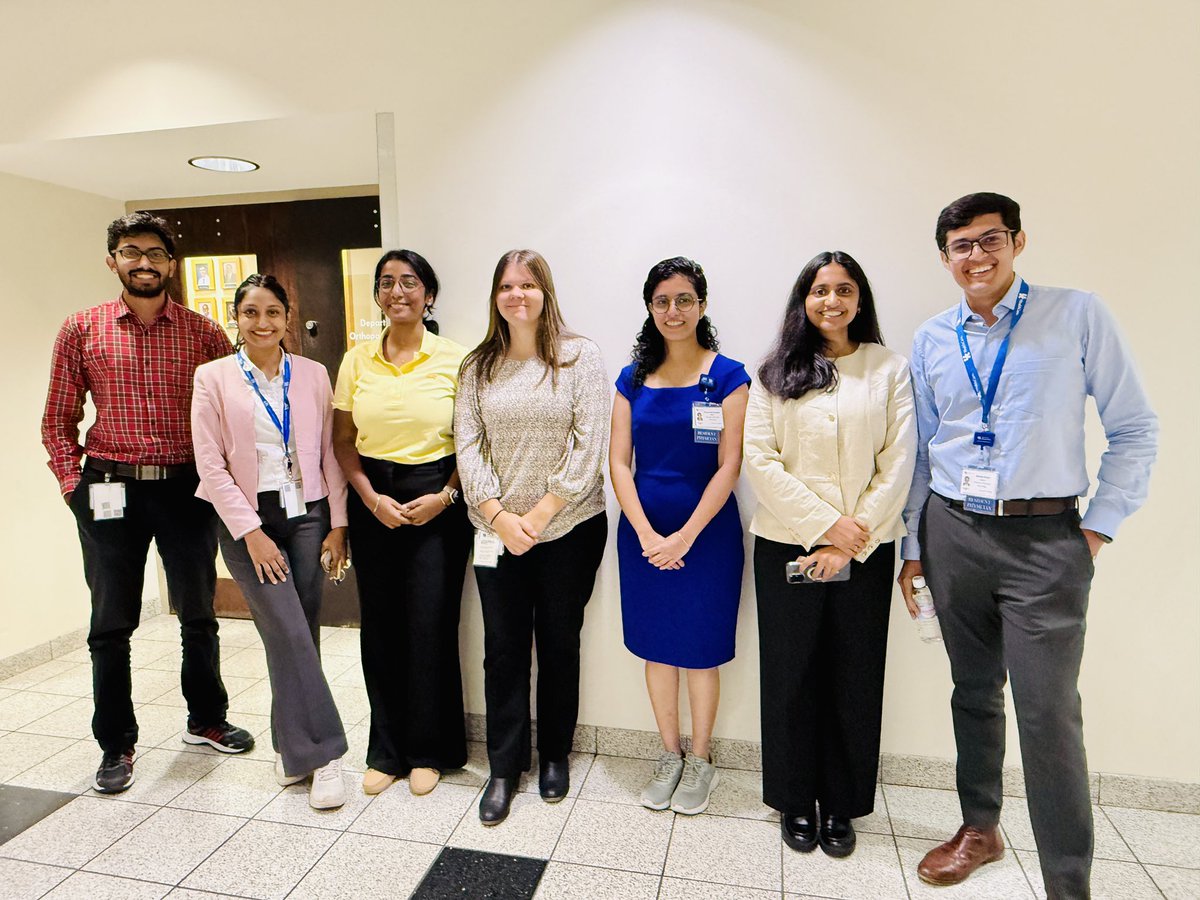 🌟 Here’s the newest members of our #Neurology family 🌟 

Here’s wishing all of them the best as they begin their neurology residency tomorrow <a href="/UKYMedicine/">University of Kentucky College of Medicine</a> <a href="/UKYneuroscience/">UK Neuroscience</a> <a href="/ukhealthcare/">UK HealthCare</a> 

#NewBeginnings #Residency