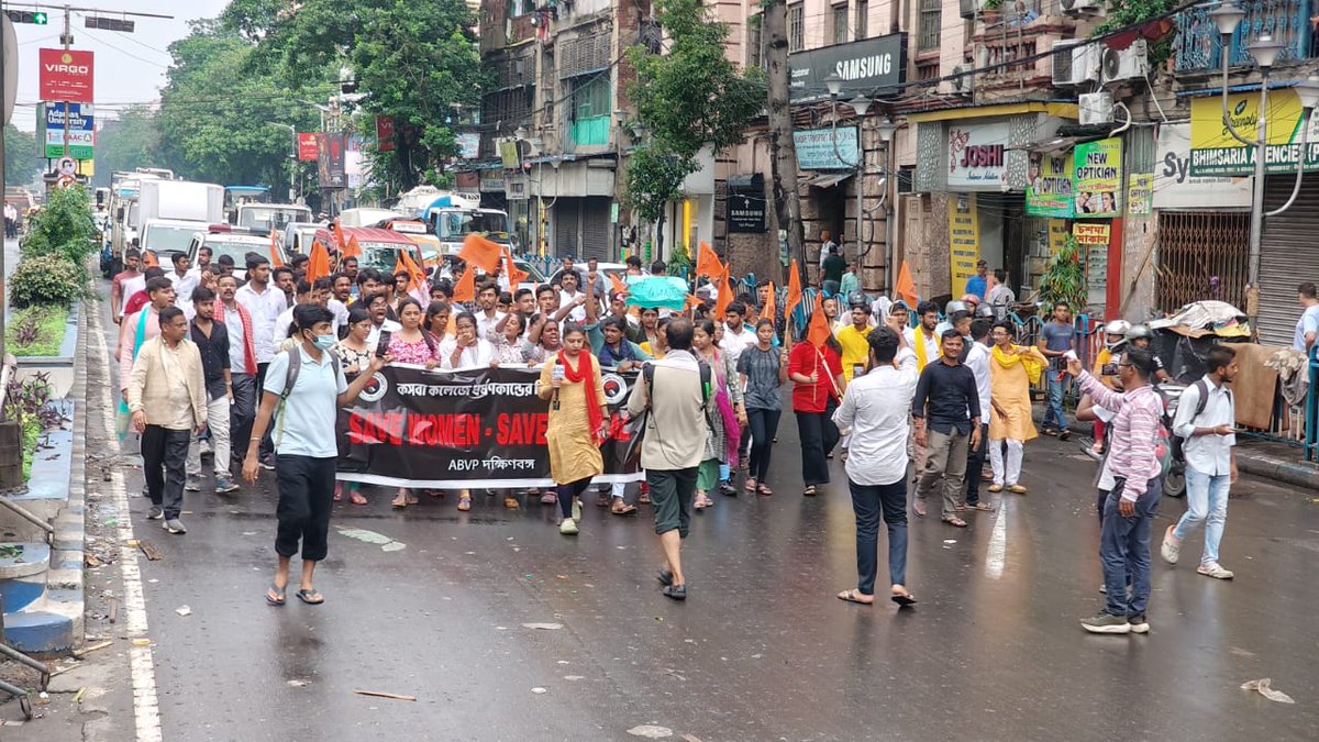 ABVPVoice's tweet photo. In a shocking display of authoritarianism, the Mamata Banerjee led West Bengal government has once again unleashed its repressive machinery by arresting 25 karyakartas, including the State Secretary and Central Working Committee member during "Lal Bazar Chalo Abhiyaan" demanding justice for the victim in the South Kolkata Law College gang rape case.

Instead of standing with the victim and ensuring accountability, the TMC government has chosen to shield the guilty and silence the voices demanding justice. Is this the price of raising your voice in Bengal today?

The streets may be blocked, but the fire for justice will only burn brighter. ABVP will not back down.