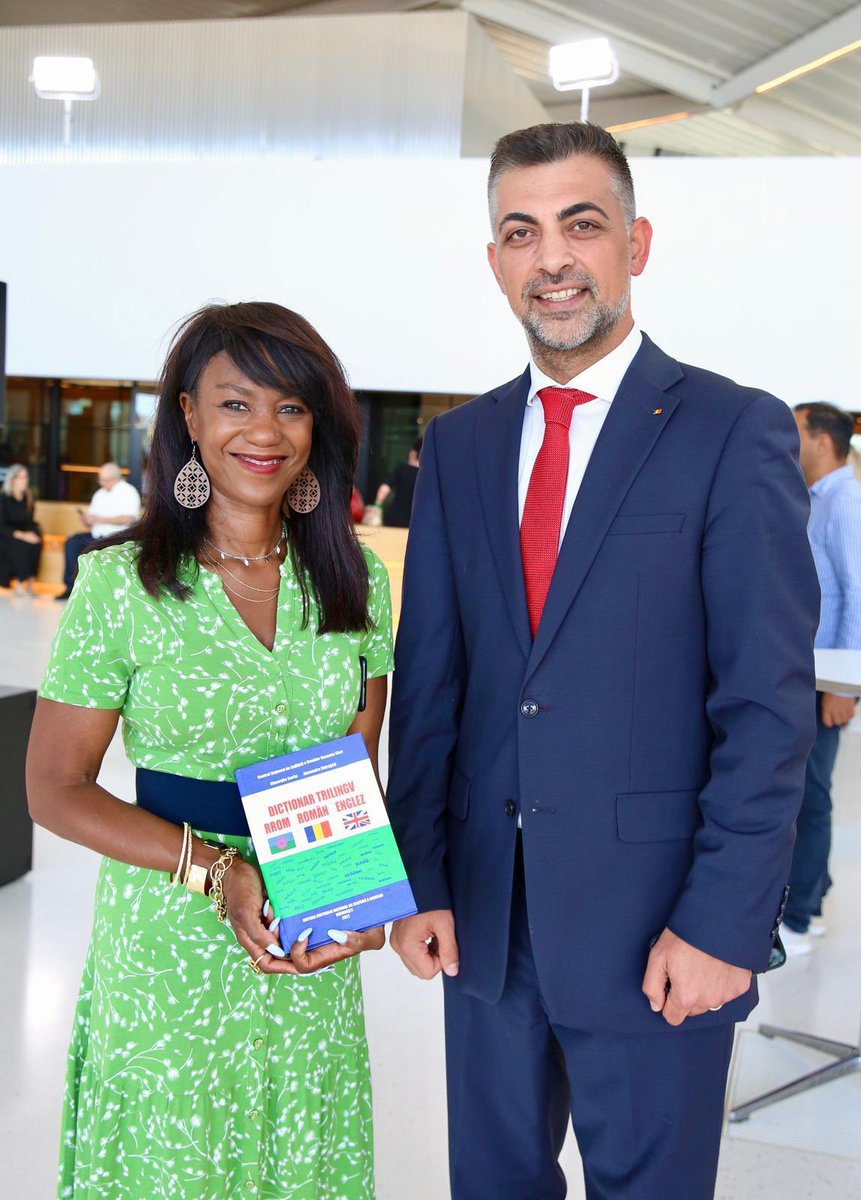 debs_wb's tweet photo. As #GRTHM comes to a close, I’m reflecting on the inspiring event held at City Hall last week. In times of fear and division, celebrating Gypsy, Roma and Traveller communities, their rich culture and history, matters more than ever. Let’s keep standing together. https://t.co/0Ewvak9xR0