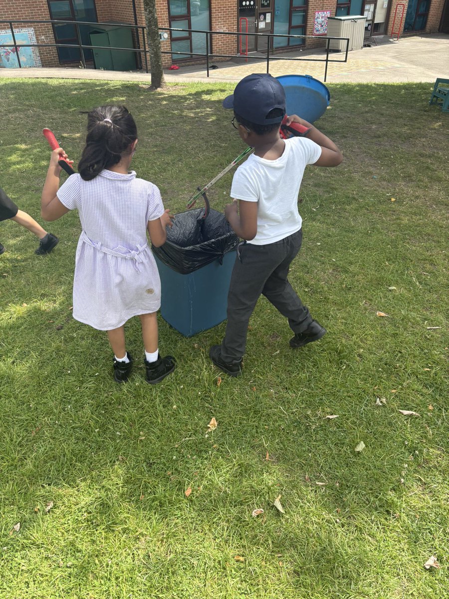 Freeholdc tweet media