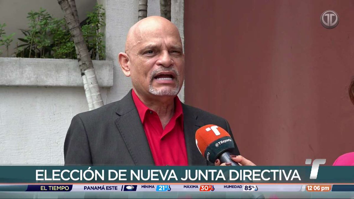 “Los comentarios de que la nómina gubernamental tiene los votos, aquí se decanta que no es así, porque todos estamos acá y sumamos y somos 41 hasta ahora. Estamos analizando un plan programático de qué es lo que le vamos a presentar al país... aquí están todas las bancadas
