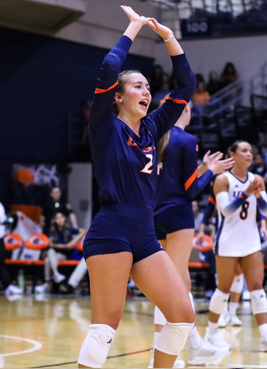 UTSAvolleyball's tweet image. #Mood when you and your besties just bought 2025 Season Tickets! ๐
๐๏ธ: utsa.pro/25VBTix
#BirdsUp ๐ค | #LetsGo210
