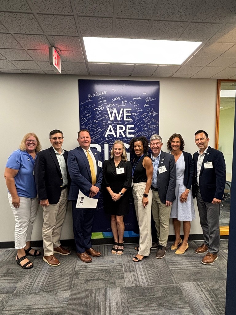 📍We welcomed Senator Chris Ryan to our East Syracuse office today! Syracuse-area Big I NY members had great conversations with him on key issues facing independent agents.

Thanks, Senator, for taking the time to connect!
#BigINY #InsuranceAdvocacy #NYPolitics