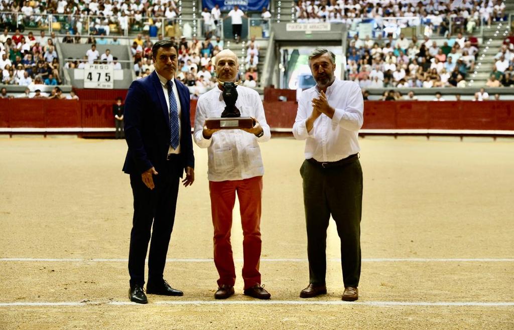 🏆 Trofeo del Colegio de Veterinarios de Burgos al Toro más Bravo de la Feria de San Pedro 2024.

#ElPrivilegiodelCampoBravo