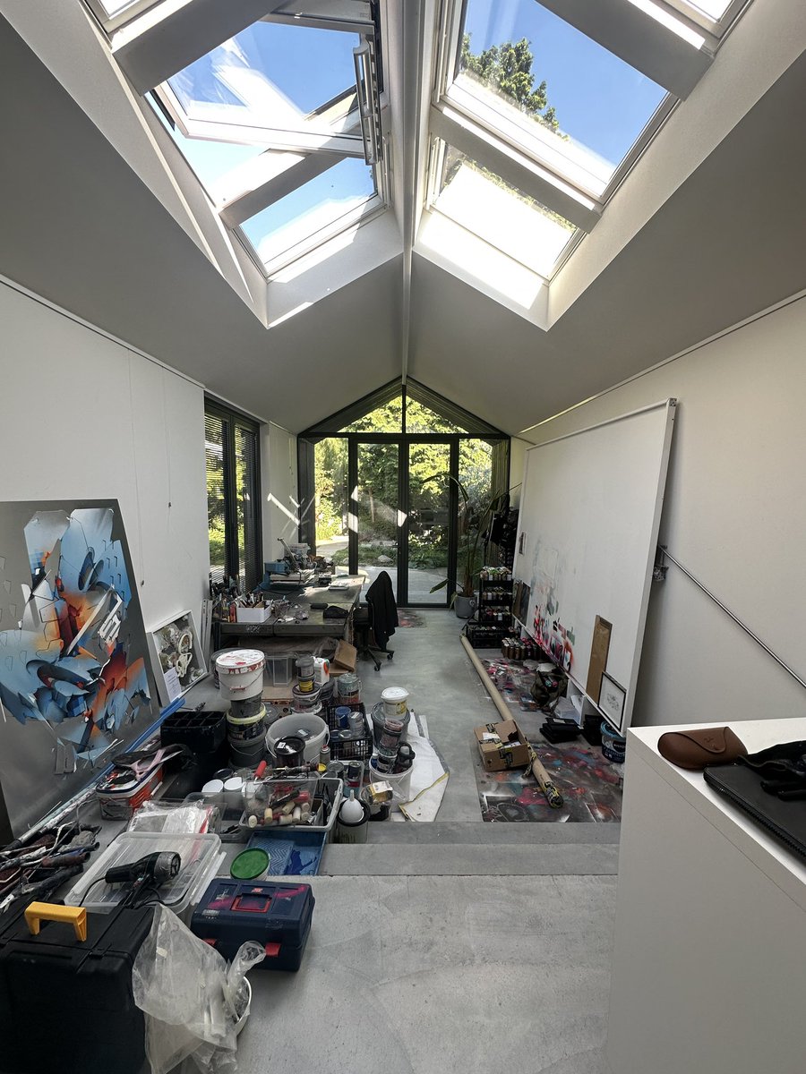 Hello summer, hello studio 😍