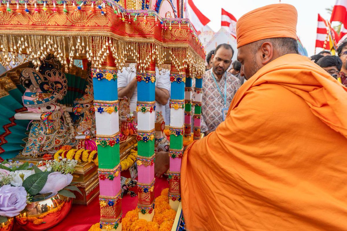 AbuDhabiMandir's tweet photo. Rath Yatra – the vibrant Festival of Chariots – was joyously celebrated at the BAPS Hindu Mandir, Abu Dhabi, uniting hearts in devotion and festivity.

The sacred images of Shri Jagannathji, Shri Balbhadraji, and Shri Subhadraji were beautifully decorated and placed in a specially adorned chariot for darshan from the day of Rath Yatra. For three days, the Mandir campus came alive with colour, music, and the spirit of devotion.

Yesterday, in the spirit of Puri, two divine chariots — one carrying Shri Jagannathji the other of Shri Akshar-Purushottam Maharaj, were led in a vibrant pradakshina around the Mandir.

Swamis, devotees, and members of the community joined together in pulling the chariots with joyous hearts, singing bhajans filling the air with spiritual fervour.