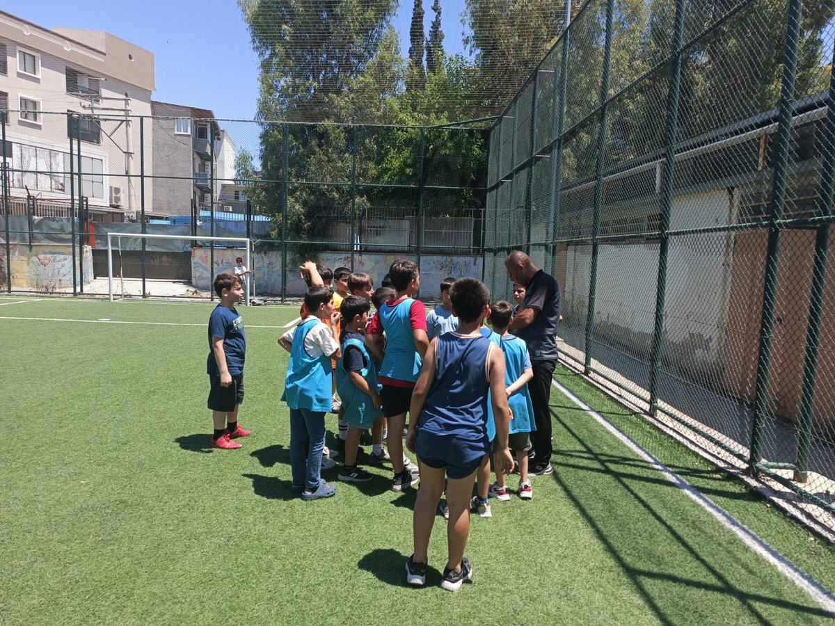 Beklenen yaz İzmir’de geldi 😎

TÜGVA İzmir olarak Yaz Okulu’muza büyük bir heyecanla başladık.

Gençlerimizle birlikte; oyunla, ilimle, muhabbetle ve en çok da kalpten gelen bir coşkuyla dopdolu bir yaz bizi bekliyor.

#BirYazBinGelecek