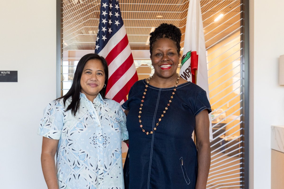 CalStateLA's tweet image. Thank you Councilmember Ysabel Jurado for joining us at #CalStateLA, to learn more about our student support services and programs, and discuss collaboration, community engagement, and shared priorities in District 14.
Looking forward to building a stronger future—together.