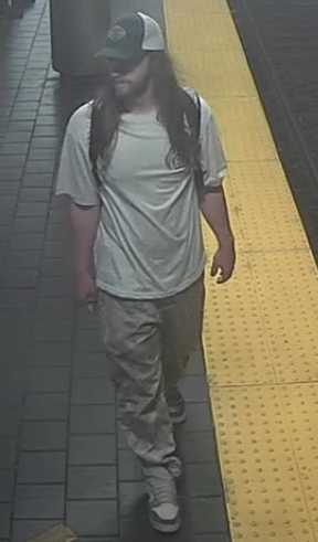 MBTATransitPD's tweet image. ID Sought re: A&B Dangerous Weapon shod Foot. 6/7 830PM #MBTA Chinatown Station. SP's were harassing an adult male in wheelchair & kicked him forcing him to tumble down the stairs. Recognize anyone of interest? Pls contact our CIU at 6172221050 w/any info you have.