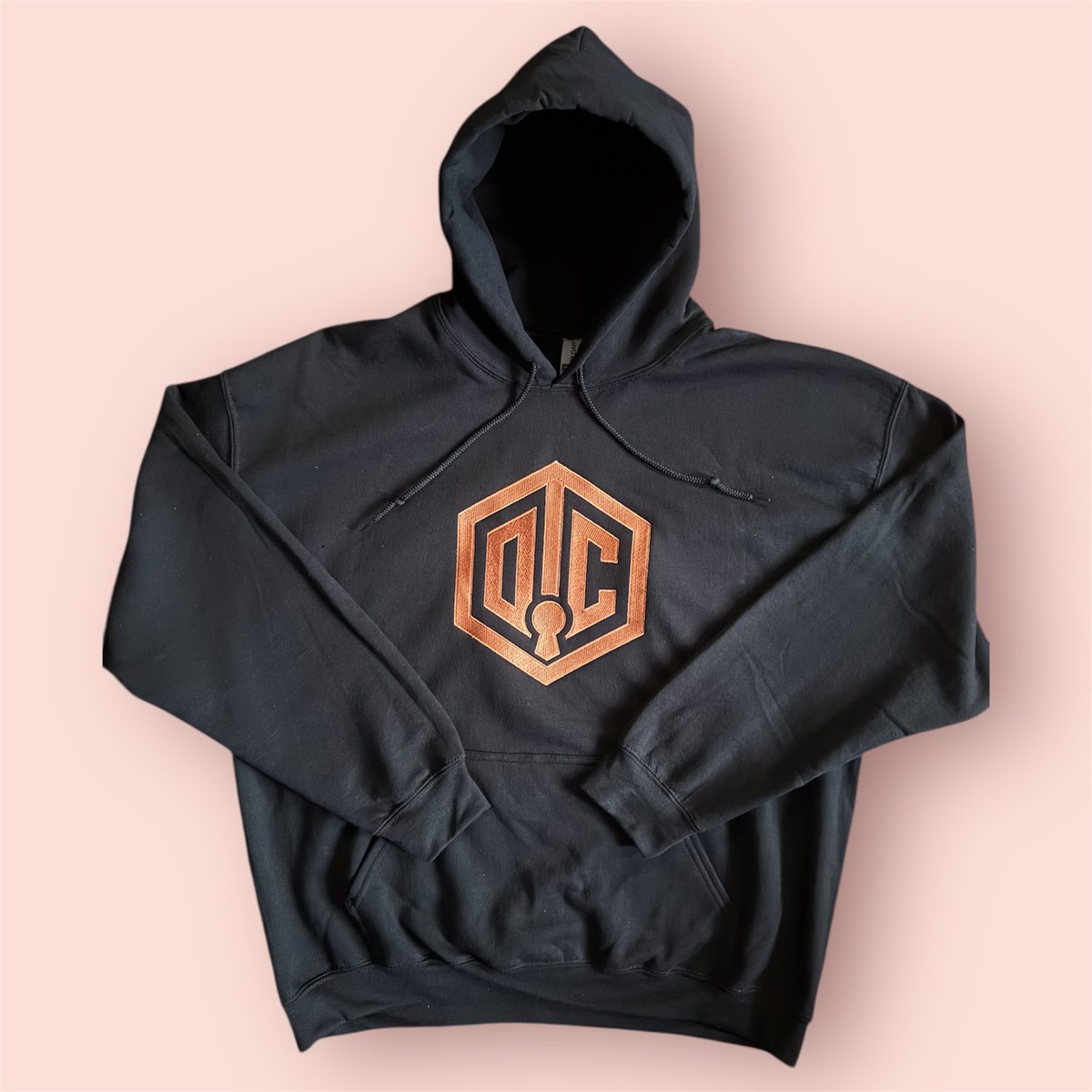 Stitchop_'s tweet photo. ✨GIVEAWAY TIME✨

I’m giving away a @Decrypting_xyz embroidered hoodie to 1 lucky winner!

To enter this giveaway:
Follow: @Decrypting_xyz and myself
Like + retweet
Contest will run until July 2nd!

Ps. @Decrypting_xyz has partnerships with massive names in the space.

Pink sale is live! Soft cap alomost hit!