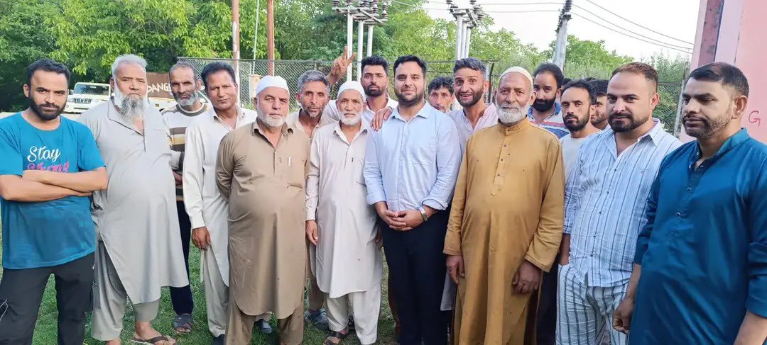 Youth PDP (@youthjkpdp) on Twitter photo The Khudpora Lift Irrigation scheme is lying defunct. Orchards are damaged and livelihoods ruined. Vice President Youth Wing <a href="/SAAQQIIB/">Najmu Saqib</a> sb urges immediate action to restore this crucial water source.
CC: <a href="/CM_JnK/">Office of Chief Minister, J&K</a> <a href="/Surinderch55/">Surinder Choudhary</a> <a href="/JavedRanaa/">JAVED AHMED RANA</a> The Khudpora Lift Irrigation scheme is lying defunct. Orchards are damaged and livelihoods ruined. Vice President Youth Wing <a href="/SAAQQIIB/">Najmu Saqib</a> sb urges immediate action to restore this crucial water source.
CC: <a href="/CM_JnK/">Office of Chief Minister, J&K</a> <a href="/Surinderch55/">Surinder Choudhary</a> <a href="/JavedRanaa/">JAVED AHMED RANA</a>