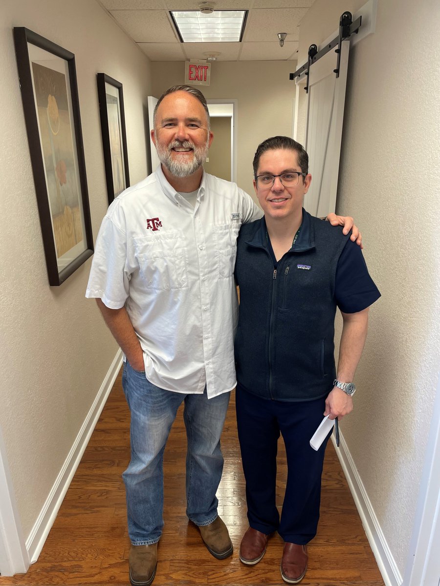 Dr. Andres Leal at #TexasHealth Dallas played a significant role in one veteran police officer’s survival story and his life-changing event. Learn more <a href="/NBCDFW/">NBC DFW</a> <a href="/AlannaNBC5/">Alanna Quillen</a>.
bit.ly/4l4Eg3y
