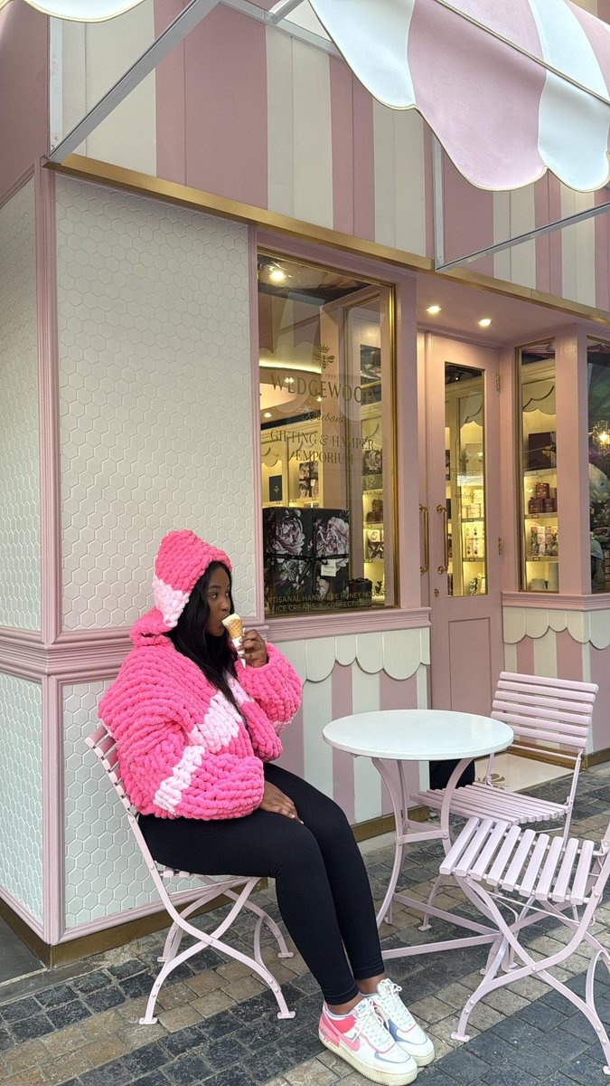 Floh🌻 tweet media