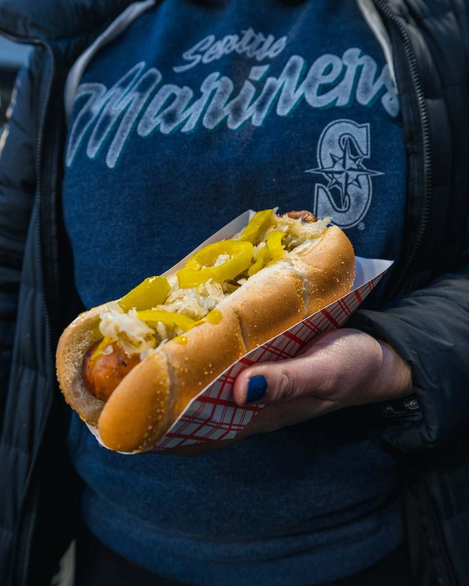 Hempler Foods Group (@hemplersfoods) on Twitter photo Double Smoked Sausages, fresh off the grill at T-Mobile Park. And every one sold helps grant wishes through <a href="/MakeAWishAKWA/">Make-A-Wish AK & WA</a>. That’s a game day win in our book. 🌭⚾ #Hemplers #MakeAWishMonday | 📷: <a href="/corbin_schaffer/">Corbin Schaffer</a> Double Smoked Sausages, fresh off the grill at T-Mobile Park. And every one sold helps grant wishes through <a href="/MakeAWishAKWA/">Make-A-Wish AK & WA</a>. That’s a game day win in our book. 🌭⚾ #Hemplers #MakeAWishMonday | 📷: <a href="/corbin_schaffer/">Corbin Schaffer</a>