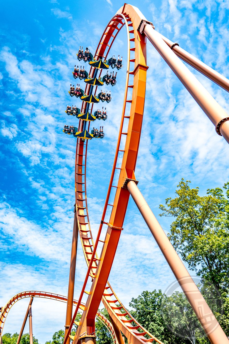 Thrilltography1's tweet image. Now that I've ridden Rapterra, I will say Thunderbird at @HolidayWorld is my favorite of the two (though it is close.) I need to get back to HW to ride Thunderbird again, though, as I haven't been since 2019.