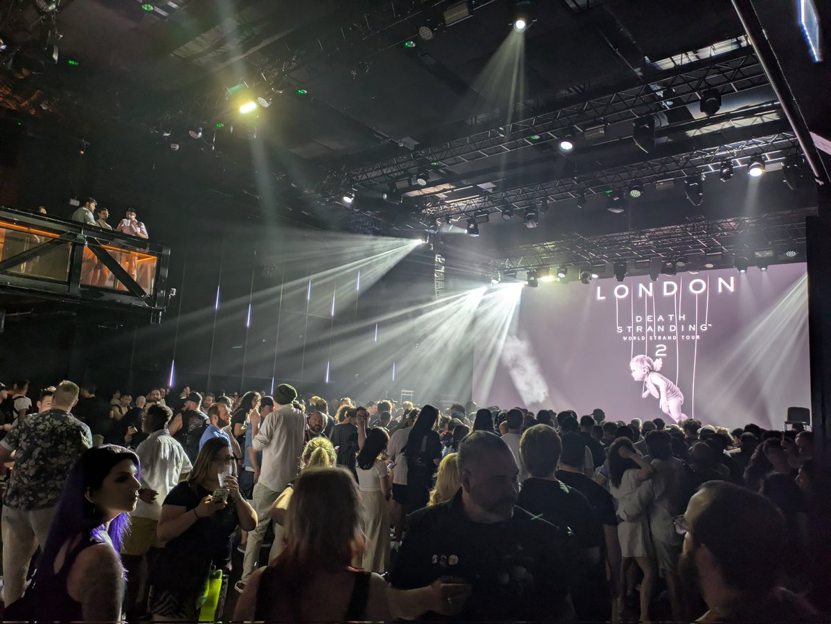 WaterflameMusic's tweet image. I'm at the Kojima event in London! This is big! :0 Anyone else here? Let me know!