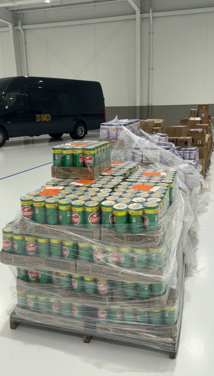 1,000 Household Cleaning Kits!

Huge thanks to the amazing team at Digital Monitoring Products (DMP) for rolling up your sleeves and making a real difference!

Your off-site household cleaning kit packing event wasn’t just about supplies, it was about showing up for students who