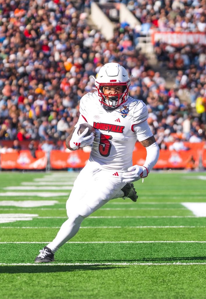 JoelWyatt832007's tweet image. I’m blessed to receive an offer from The University of Louisville 🔴⚪️@vincemarrow @BuckFitz @jaxon_rose8 @CoachG_HC @webb_athletics