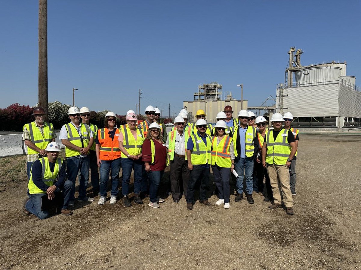 Earlier this month, CARB and officials from multiple air districts toured the Wadham biomass facility to learn about the plant's use of agricultural waste to create renewable power and reduce emissions compared to open burning of the waste.
#biomass
