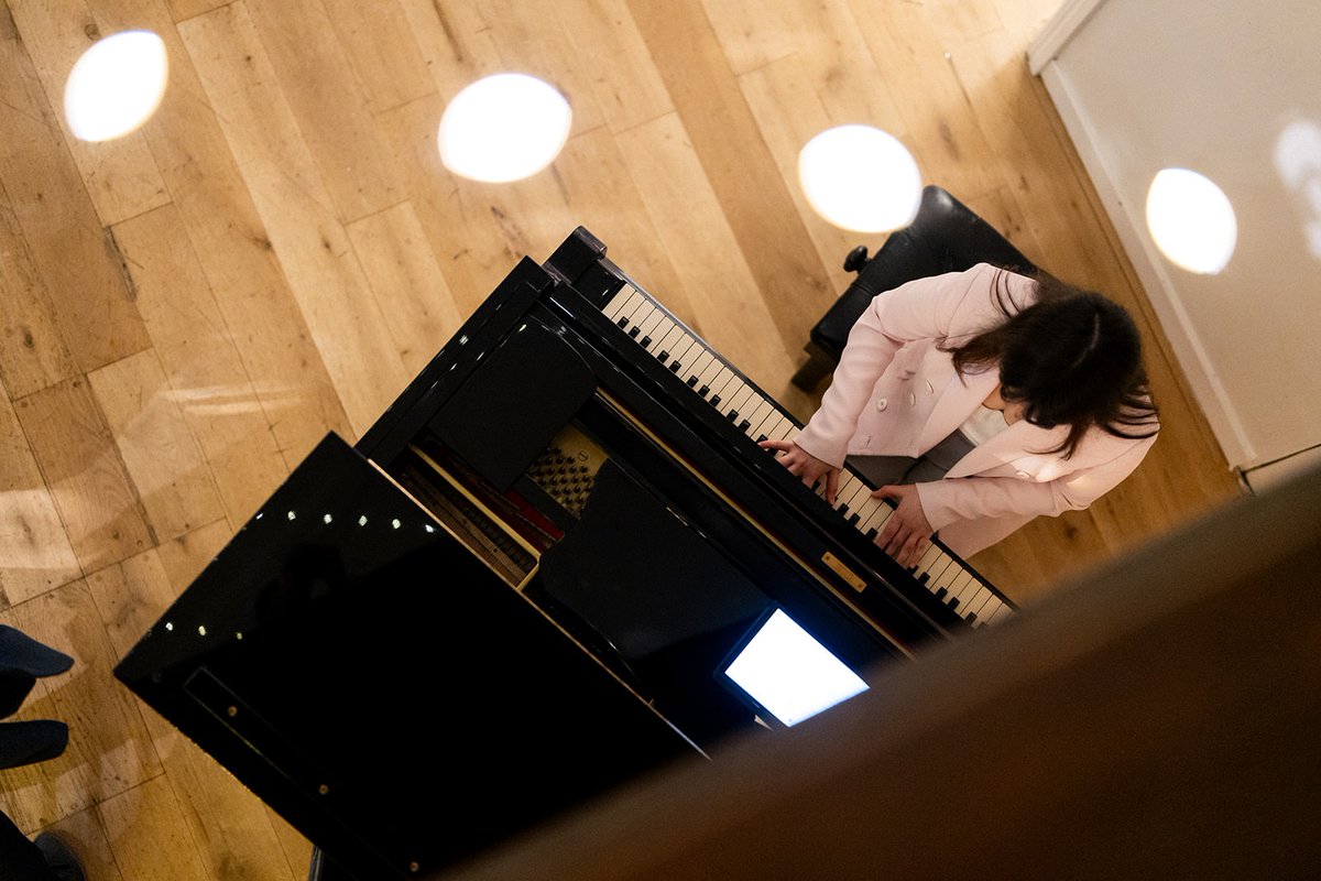 The Amadeus tweet media