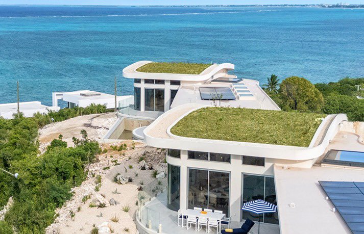 TheSummitofTCI's tweet photo. Nature-lovers, rejoice! living green roofs cool the villa, reduce runoff, and support local flora, harmony with nature at its best 🌿 #thesummit #turksandcaicos #turksandcaicosvillas #sustainablevillas #ecoconsciousliving https://t.co/v5JDYIj8HS