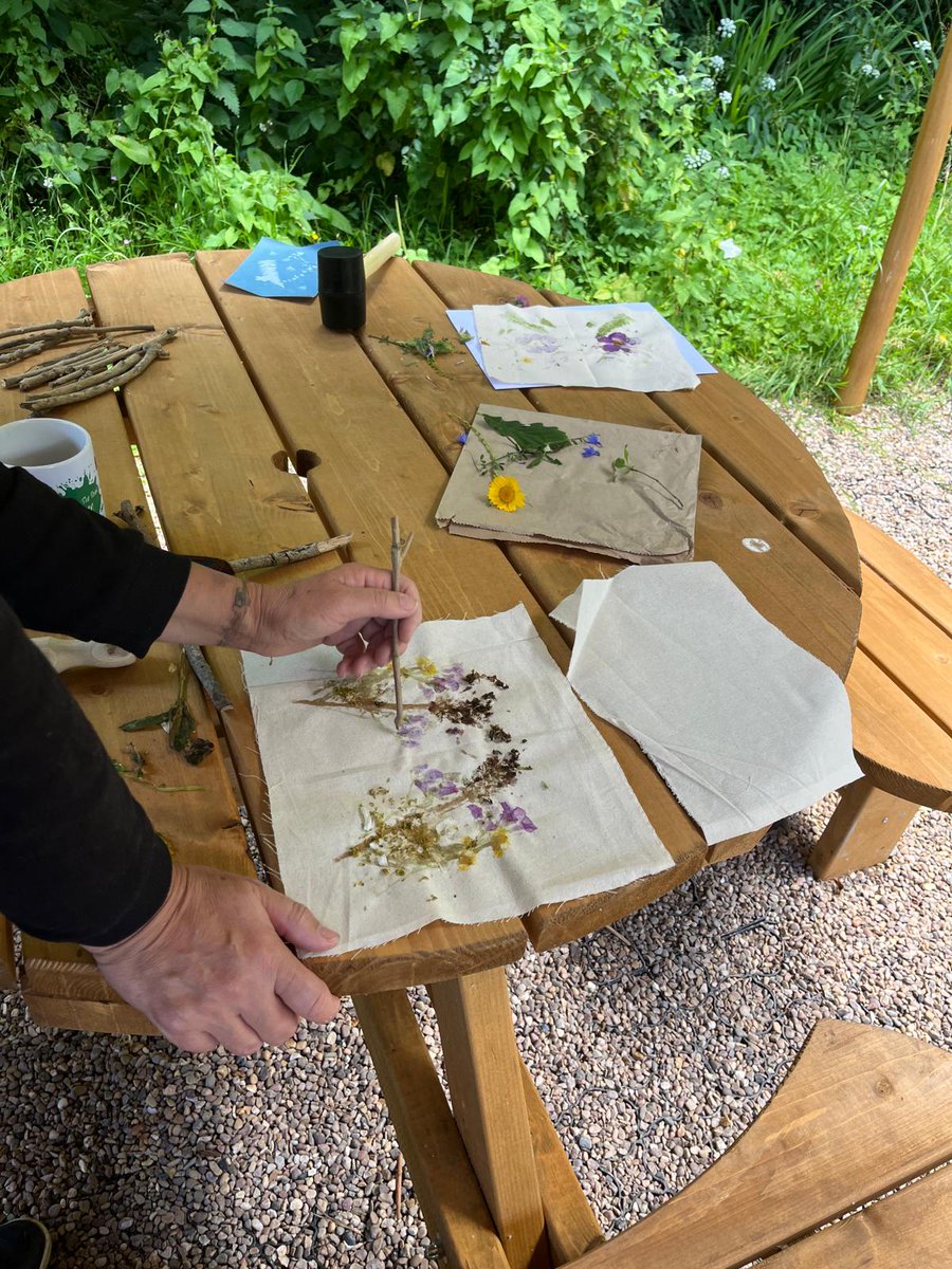 Walking &amp; crafting in nature mindfully, led by one of our Wellbeing Team - how does that sound? 🧘‍♂️🫁🌳😮‍💨

Join us on the 19th July for a gentle guided walk around our Sevenoaks reserve &amp; have the opportunity to try your hand at a natural craft activity: ow.ly/tWER50WitKT