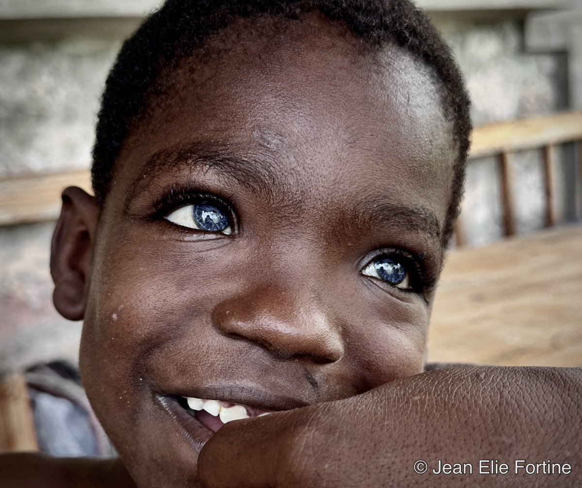 Diamant noir #dimantnanbidonvil <a href="/Makay_Hayti/">⧉•MAKAY_HAYTI•⧉🇭🇹</a>