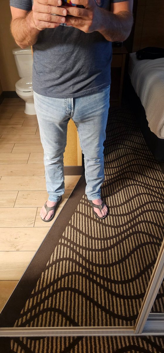 talldarkhand1's tweet photo. Would you notice? #buldge #bulge #packing #bigcockbulge #hung #stuffedpants https://t.co/xMvYd9KV2x