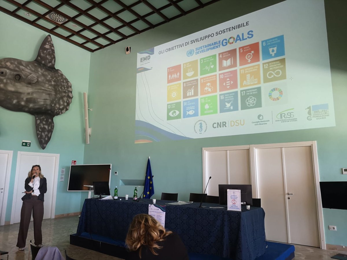 IRISS CNR (@irisscnr) on Twitter photo 🌊 Ultima tappa di Waves of Innovation: opportunità della #BlueGrowth tra pianificazione, inclusione e cittadinanza attiva. Dalle Aree Marine Protette all’acquacoltura, dal ruolo invisibile delle donne alla giustizia ambientale
📷 Rivivi con noi questi momenti! <a href="/europainitalia/">UE in Italia</a> 🌊 Ultima tappa di Waves of Innovation: opportunità della #BlueGrowth tra pianificazione, inclusione e cittadinanza attiva. Dalle Aree Marine Protette all’acquacoltura, dal ruolo invisibile delle donne alla giustizia ambientale
📷 Rivivi con noi questi momenti! <a href="/europainitalia/">UE in Italia</a>