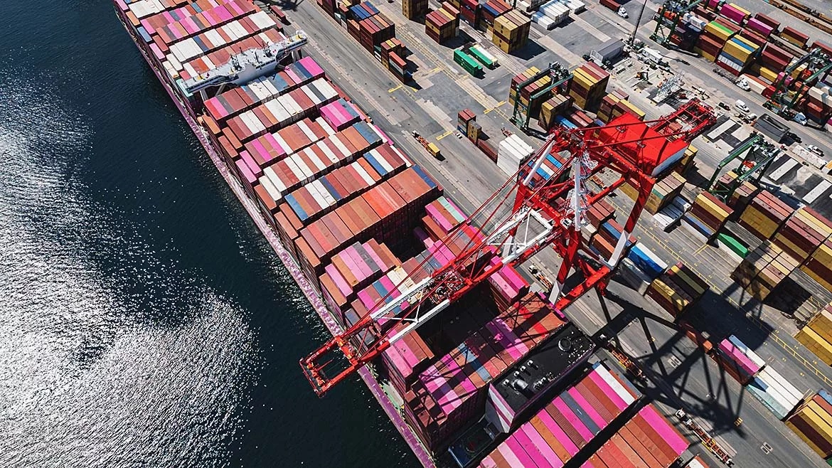 U.S. manufacturers respond with #reshoring, digital tools, renewed #quality QA discipline as disruptions escalate. #tariffs Reshoring Initiative Vail Health AccuPoint Software Solution Deltek The Association for Manufacturing Excellence - AME 

Learn More! qualitymag.com/articles/98869…