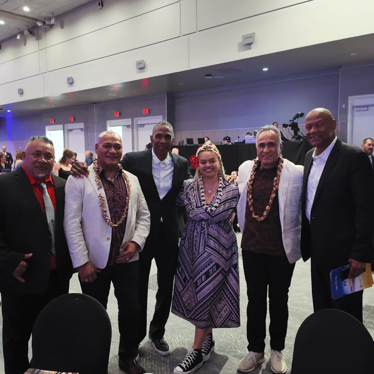 nofo i lalo tweet media