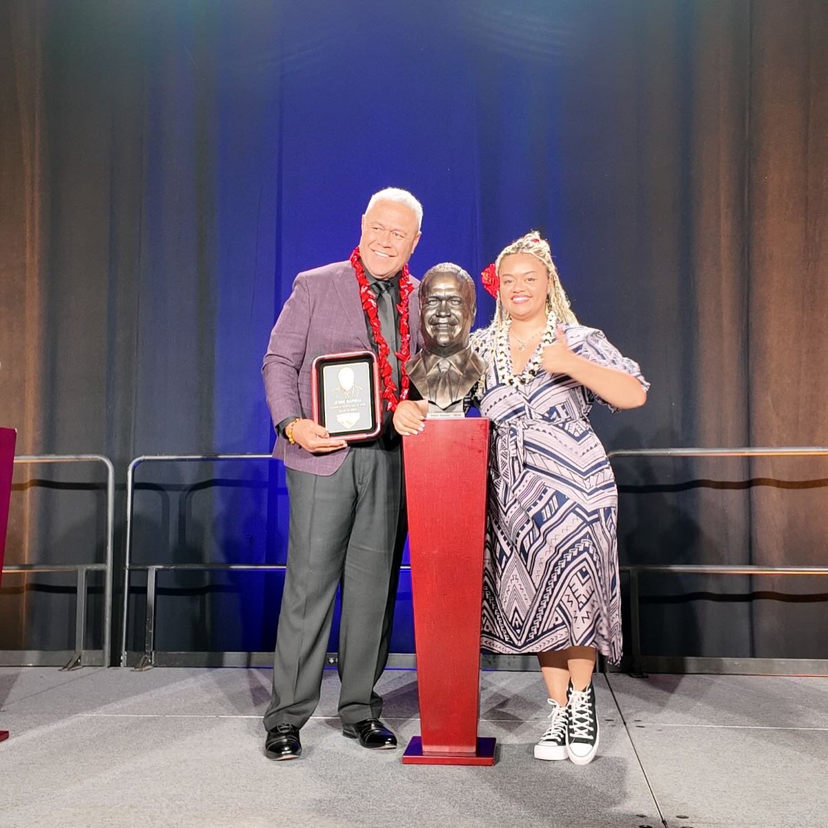 nofo i lalo tweet media