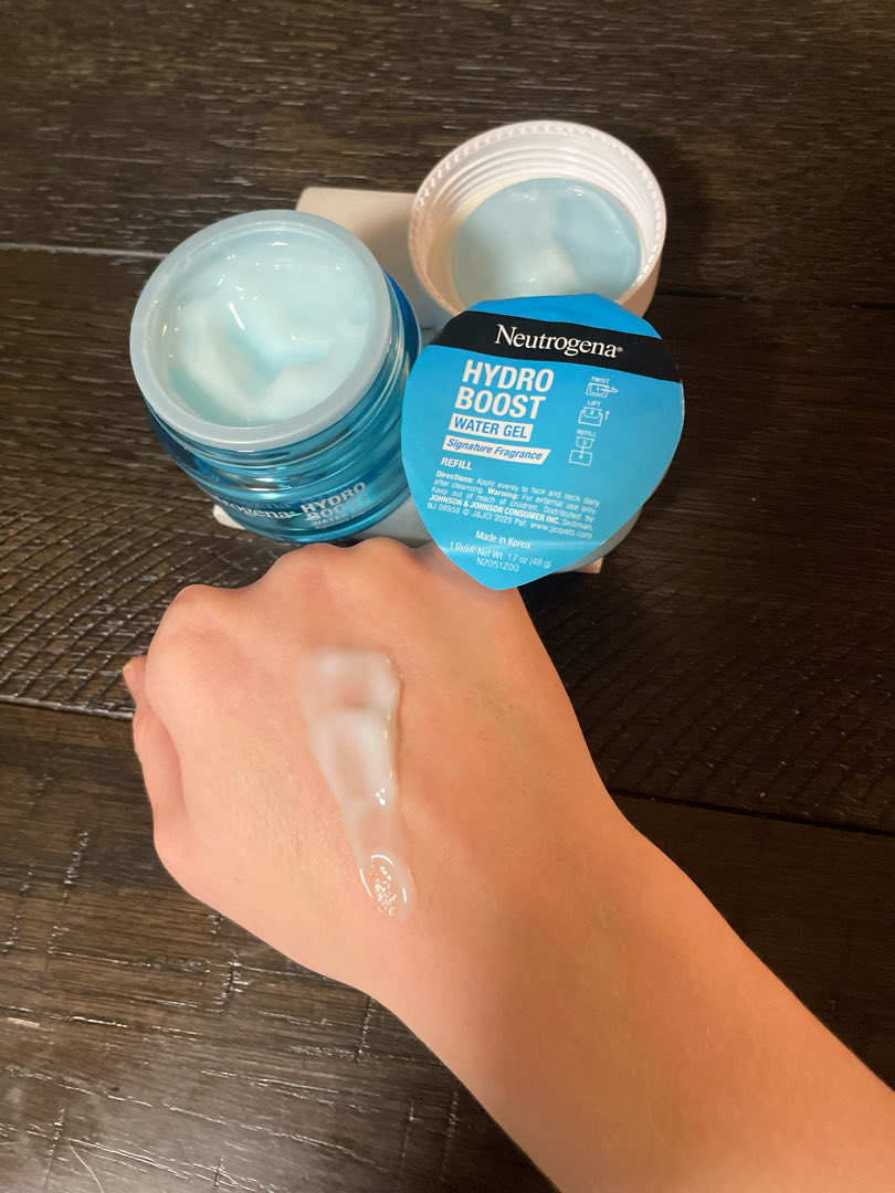 RoxanneCernusca's tweet photo. Hey! I just did a review about Neutrogena Hydro Boost Water Gel 1.7oz on Home Tester Club writing my honest opinion about it and I'm sharing with you! Check out for Home Tester Club on Instagram and join me to receive free products! https://t.co/5V4OoZDFub https://t.co/p7GqkoA6lE