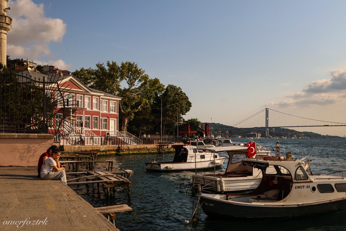 omerfoztrk's tweet photo. öyle bir şehirsin ki bütün zorluklarına rağmen şu manzaralara bakınca istanbul ya dedirtiyorsun https://t.co/ZhoUXjnQQ2