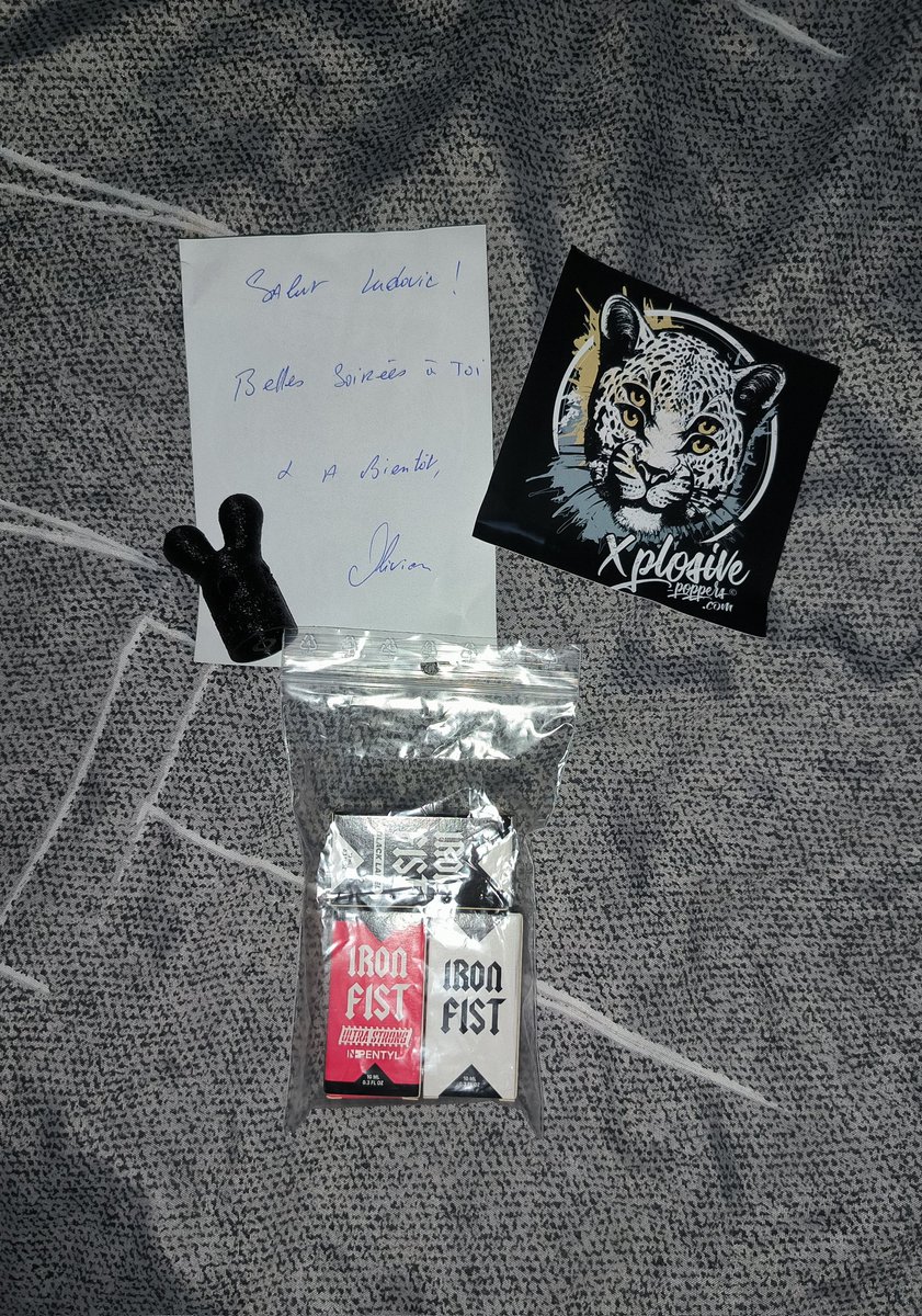 Petite commande bien sympathique 😍 merci à <a href="/XplosivePoppers/">xplosive-poppers.com 🕘</a> 
Je recommande !