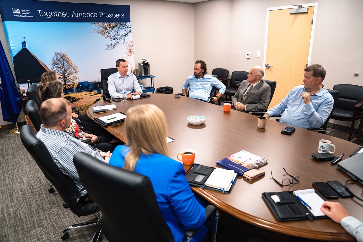 USDA Rural Development Kentucky (@rd_kentucky) on Twitter photo State Director Travis T. Burton recently met with leadership from Rockcastle County to talk about ways <a href="/usdaRD/">Rural Development</a> can help improve prosperity in the county. Lots of possibilities for the future. State Director Travis T. Burton recently met with leadership from Rockcastle County to talk about ways <a href="/usdaRD/">Rural Development</a> can help improve prosperity in the county. Lots of possibilities for the future.