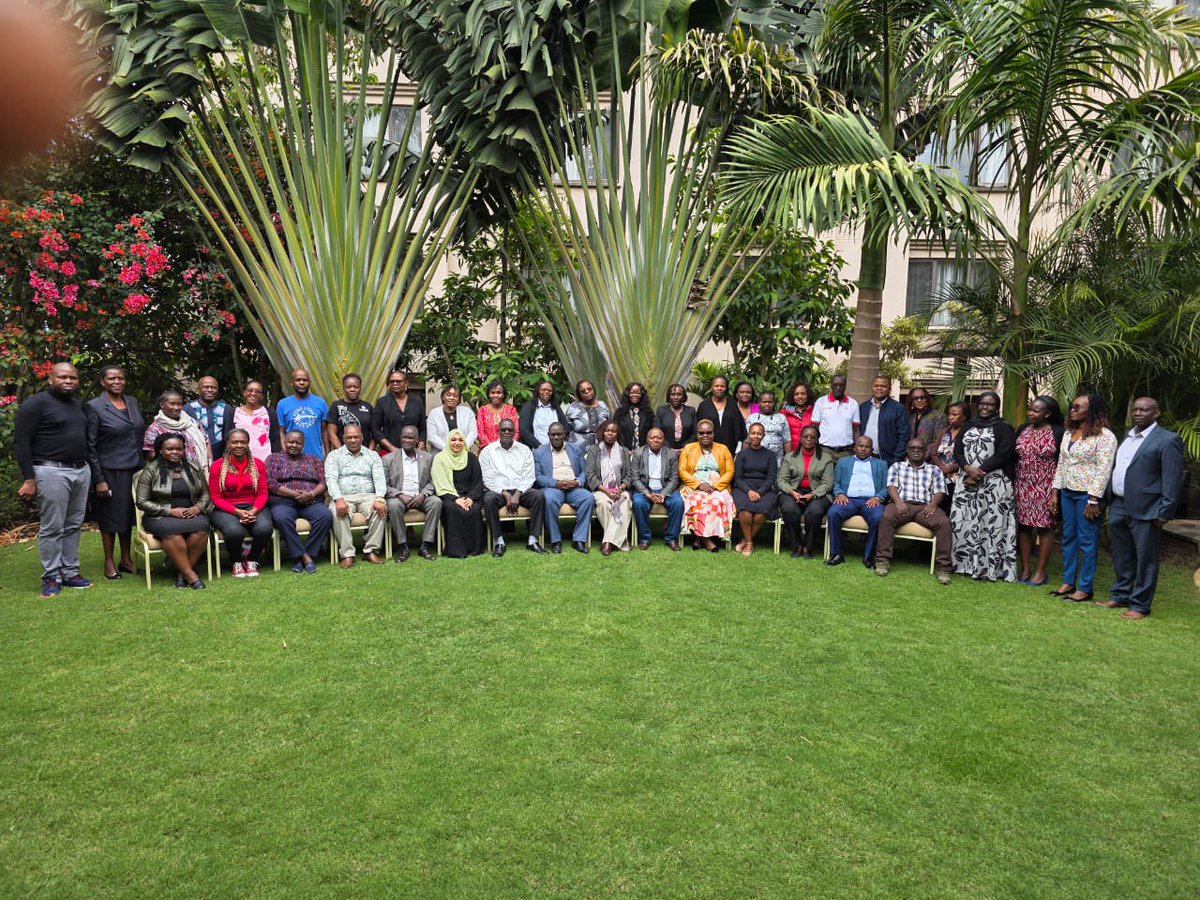 morryynn's tweet photo. Introductory course to pilot the domesticated Kenya Care for Child Development Package! A package that adapts the global CCD package to Kenya’s context empowering caregivers and HCWs to support responsive caregiving &amp; early learning
#MOH_Kenya 
#WHO_Kenya 
#Unicef_Kenya 
#NCfECD https://t.co/L5DyZSc9dI