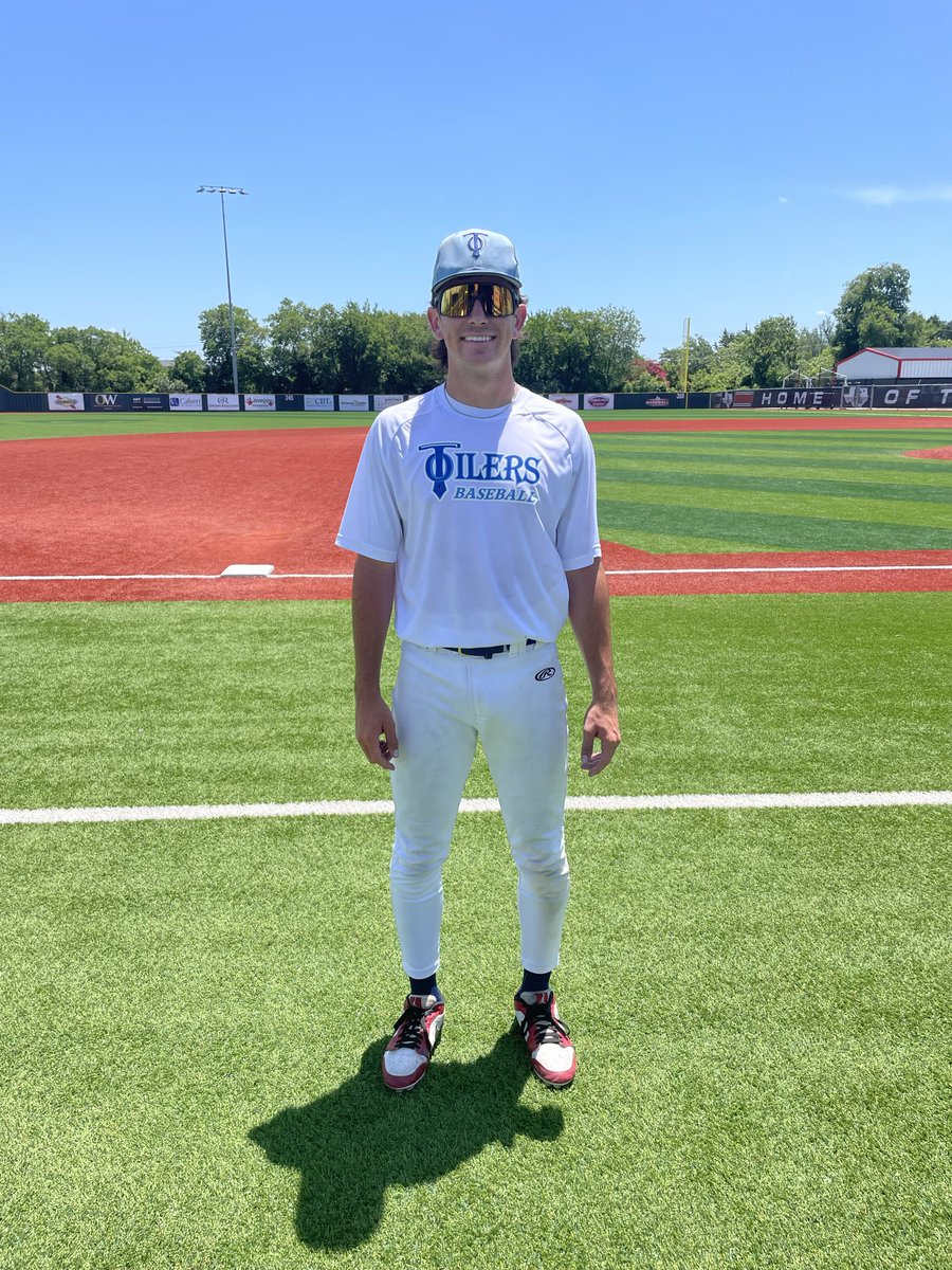 Five Tool Collegiate (@fivetoolcollege) on Twitter photo F: <a href="/TEXAS_OILERS/">TexasOilersBaseball</a> Collegiate 13, Dallas Sprin Urias 0
PoG: <a href="/JohnMByler/">John Byler</a> 4 IP, K, 2H, 0R | 1-3, HR, 2 RBI, 2R, HBP, SB
Hitter: <a href="/ttylerlittle95/">Tyler Little</a> 2-4, HR, 3 RBI, R
Notables: <a href="/Dyl_r06/">Dylan</a> 2-2, 2 RBI, BB | <a href="/koltonlang_/">Kolton</a> 2-2, 2B, 2R, BB, 2 SB F: <a href="/TEXAS_OILERS/">TexasOilersBaseball</a> Collegiate 13, Dallas Sprin Urias 0
PoG: <a href="/JohnMByler/">John Byler</a> 4 IP, K, 2H, 0R | 1-3, HR, 2 RBI, 2R, HBP, SB
Hitter: <a href="/ttylerlittle95/">Tyler Little</a> 2-4, HR, 3 RBI, R
Notables: <a href="/Dyl_r06/">Dylan</a> 2-2, 2 RBI, BB | <a href="/koltonlang_/">Kolton</a> 2-2, 2B, 2R, BB, 2 SB