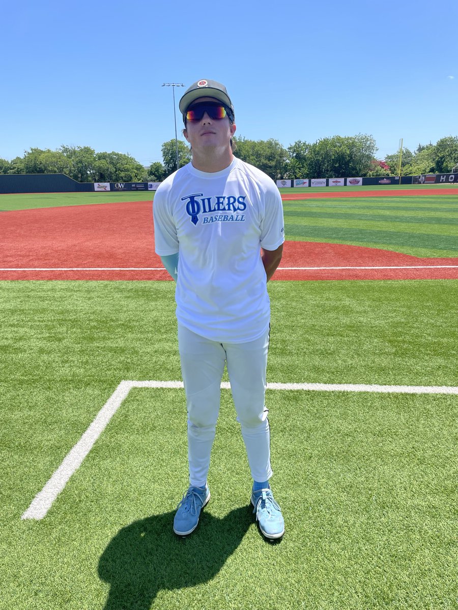 FiveToolCollege's tweet photo. F: @TEXAS_OILERS Collegiate 13, Dallas Sprin Urias 0
PoG: @JohnMByler 4 IP, K, 2H, 0R | 1-3, HR, 2 RBI, 2R, HBP, SB
Hitter: @ttylerlittle95 2-4, HR, 3 RBI, R
Notables: @Dyl_r06 2-2, 2 RBI, BB | @koltonlang_ 2-2, 2B, 2R, BB, 2 SB https://t.co/dna4fvq56m