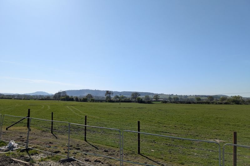 TalktoBowen's tweet photo. Plot 9 Long Mountain View, Trewern, Welshpool - £395,000. Well designed 4-bed detached house w/ single garage on the fringes of Trewern nr Welshpool. 
Views onto adjoining countryside with Long Mountain beyond. 10 yr LABC warranty. Air source heat pump: https://t.co/4NBSC0BMYc https://t.co/mvlOFBNW5k