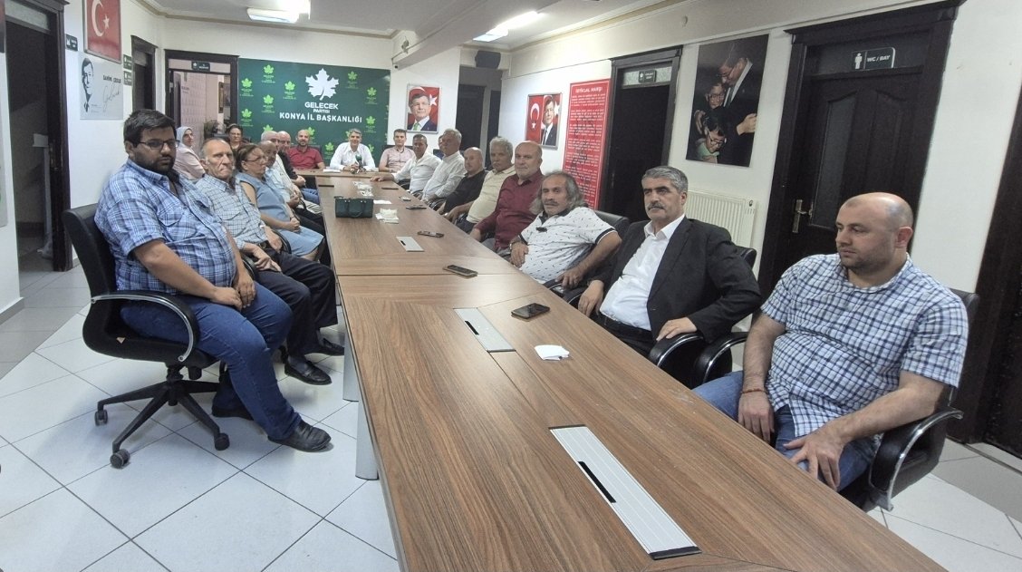 ahmetarslan42's tweet photo. Bu hafta yönetim kurulu toplantımızda Selçuklu teşkilatımızı misafir ettik.
 Ülke ve Konya gündemini istişare ettik, ortak akılla yol haritamızı güçlendirdik.

 Katılımları ve katkıları için Selçuklu teşkilatımıza teşekkür ediyorum. https://t.co/99xtEPz8m9