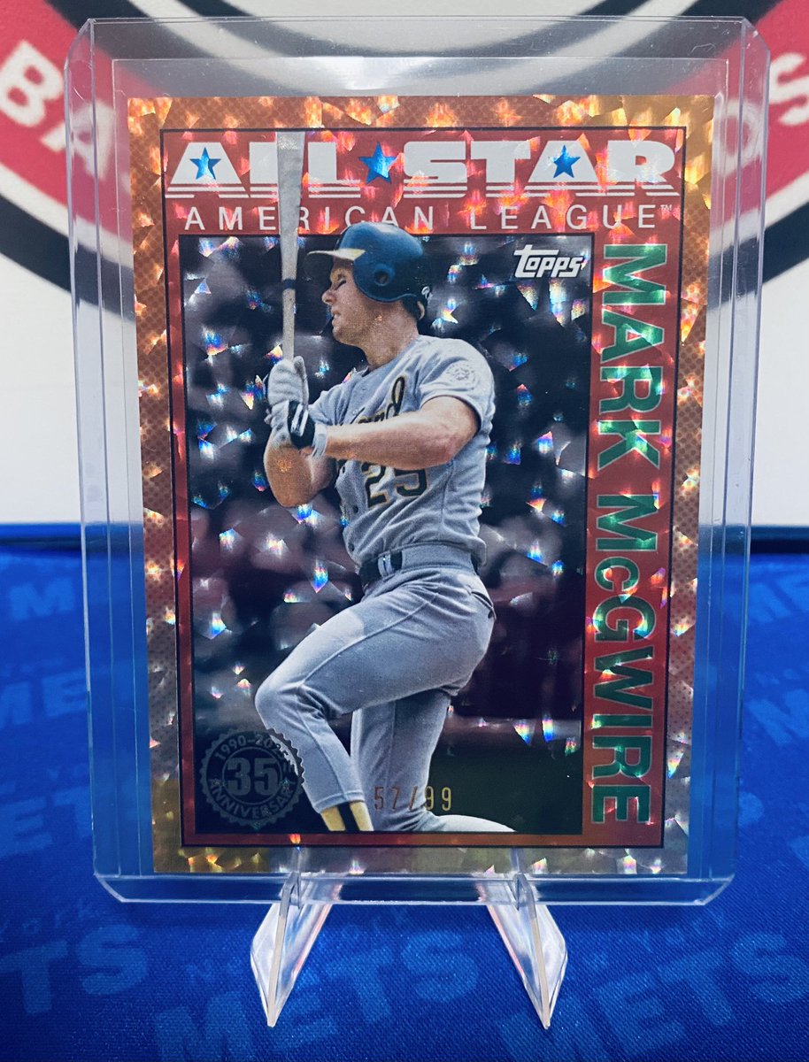 Cutting_E_Cards's tweet image. I would say Part 6 of the 2025 Topps Series 2 Mega Box - a pack a day was a success.
We hit a Green Exclusive Foilboard Mark McGwire! 
😳 🤯 😮 
#toppsseries2 
#hobby
#baseballcards 
#markmcgwire 
#collector
#youtuber 

youtube.com/shorts/-VqOg5j…