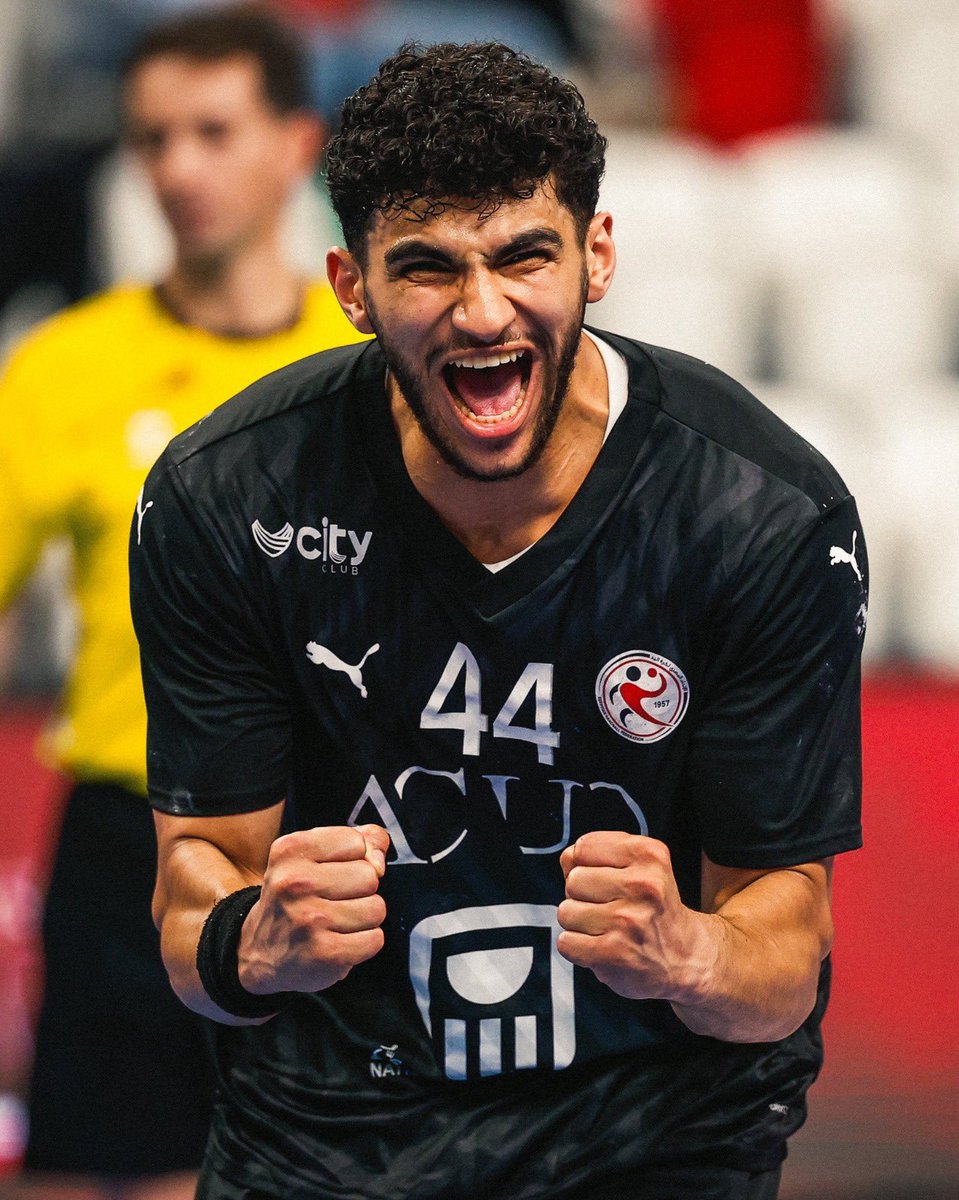 تواجد معاذ عزب لاعب منتخب مصر للشباب في التشكيل المثالي لبطولة العالم لكرة اليد بولندا 2025، كأفضل لاعب دائرة في البطولة 🇪🇬👏🏻