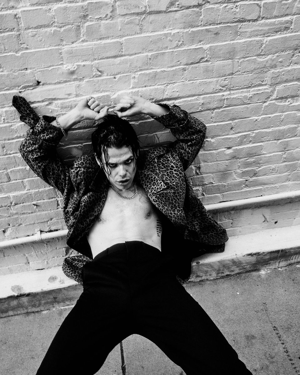 can he get any hotter?????