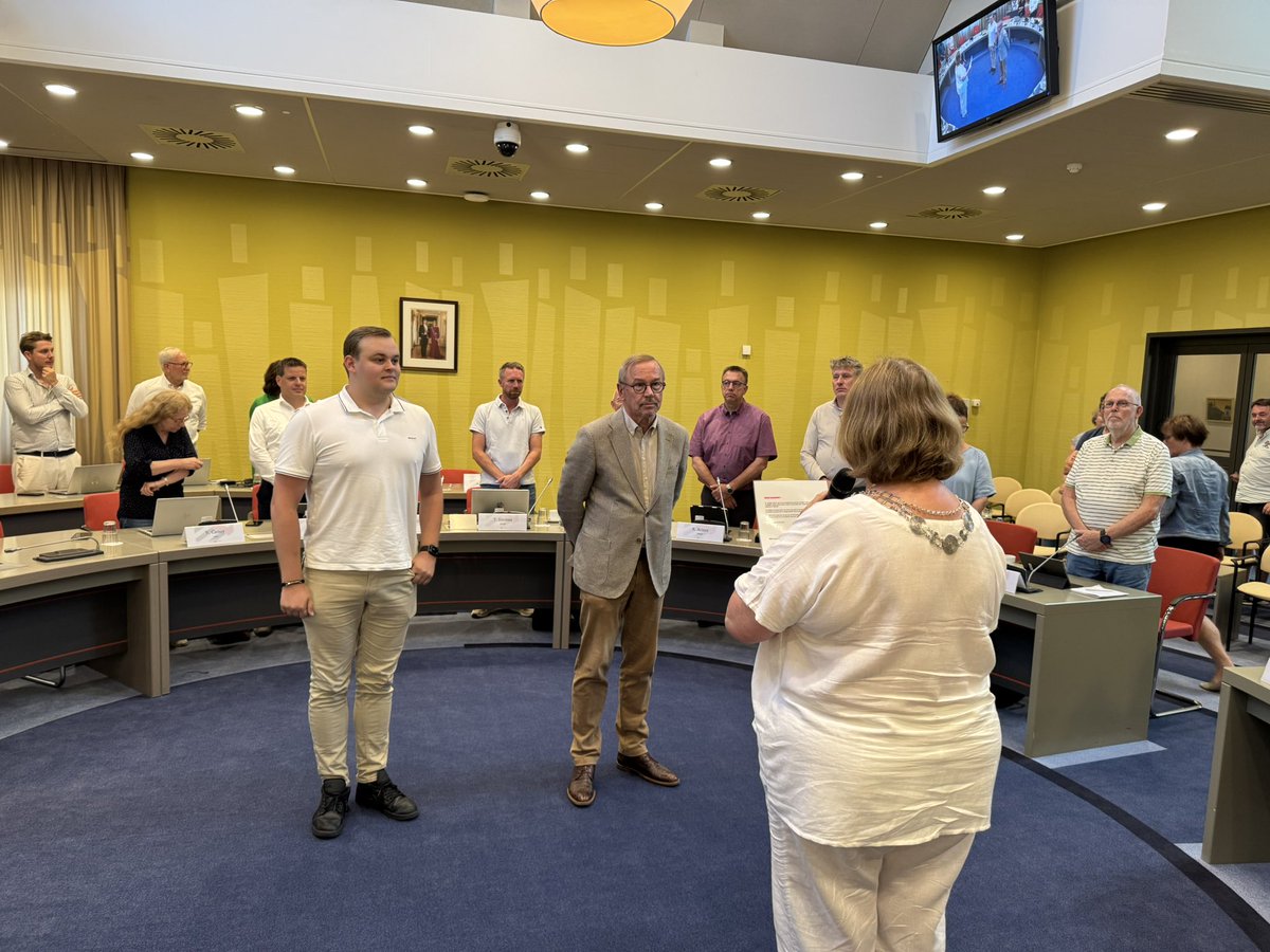Vanavond is Henk Plaizier benoemd tot commissielid voor de <a href="/BeuningenVvd/">VVD Beuningen</a> <a href="/gem_Beuningen/">Gemeente Beuningen</a>