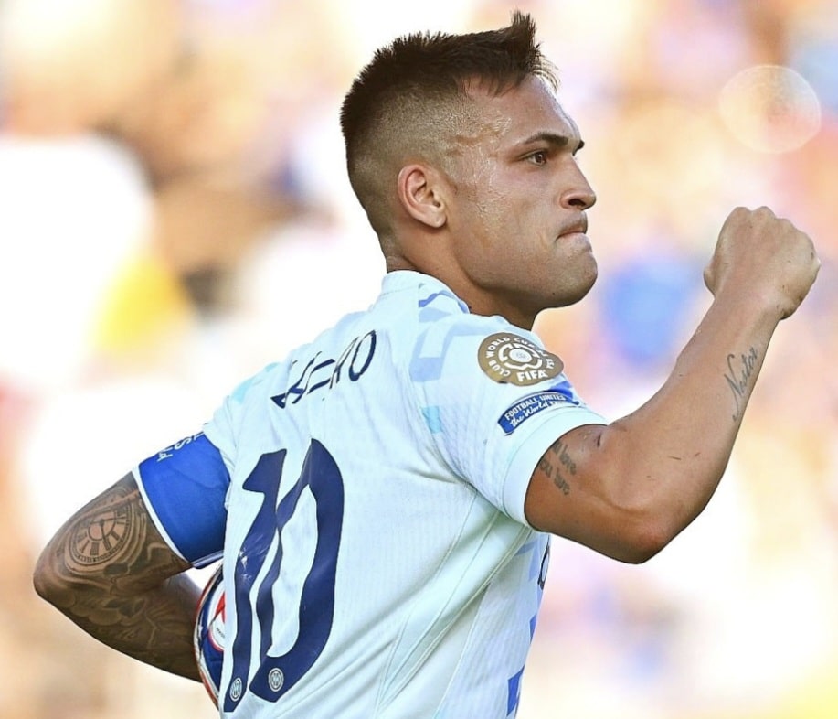 2/12/17: Juan Freytes plays for Newell's Reserves in a 0-1 home loss to Racing.

3/12/17: The next night, he watches from the stand as Lautaro Martínez scores in the senior game (2-2).

30/06/25: Freytes (Fluminense) tasked with stopping Martínez (Inter) in the Club World Cup.